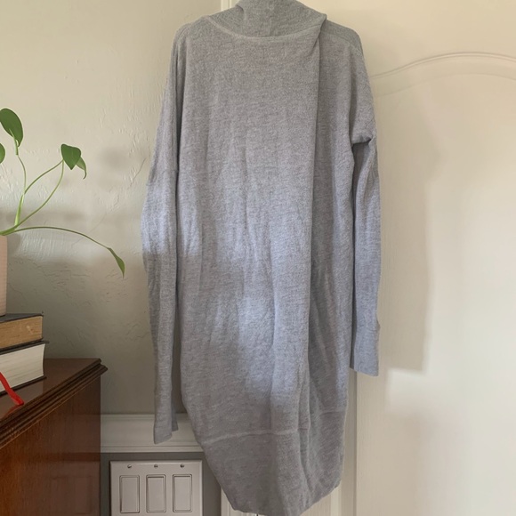 •Sundry Follow Me to the Sea Grey Sweater• - Picture 7 of 7